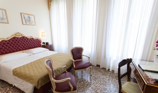 Classic Double Room Hotel Pensione Accademia Venezia